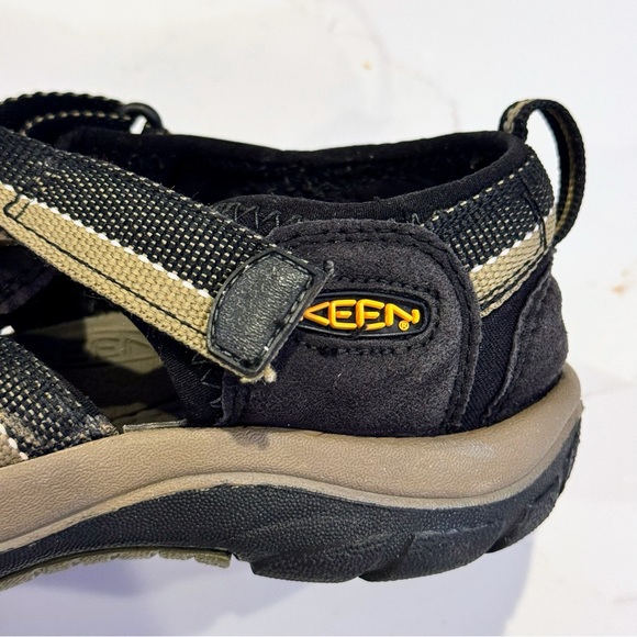 KEEN 9212-BKSG Newport H2 Waterproof Sport Outdoor Bungee Sandals KIDS US Size 5 - Picture 3 of 9